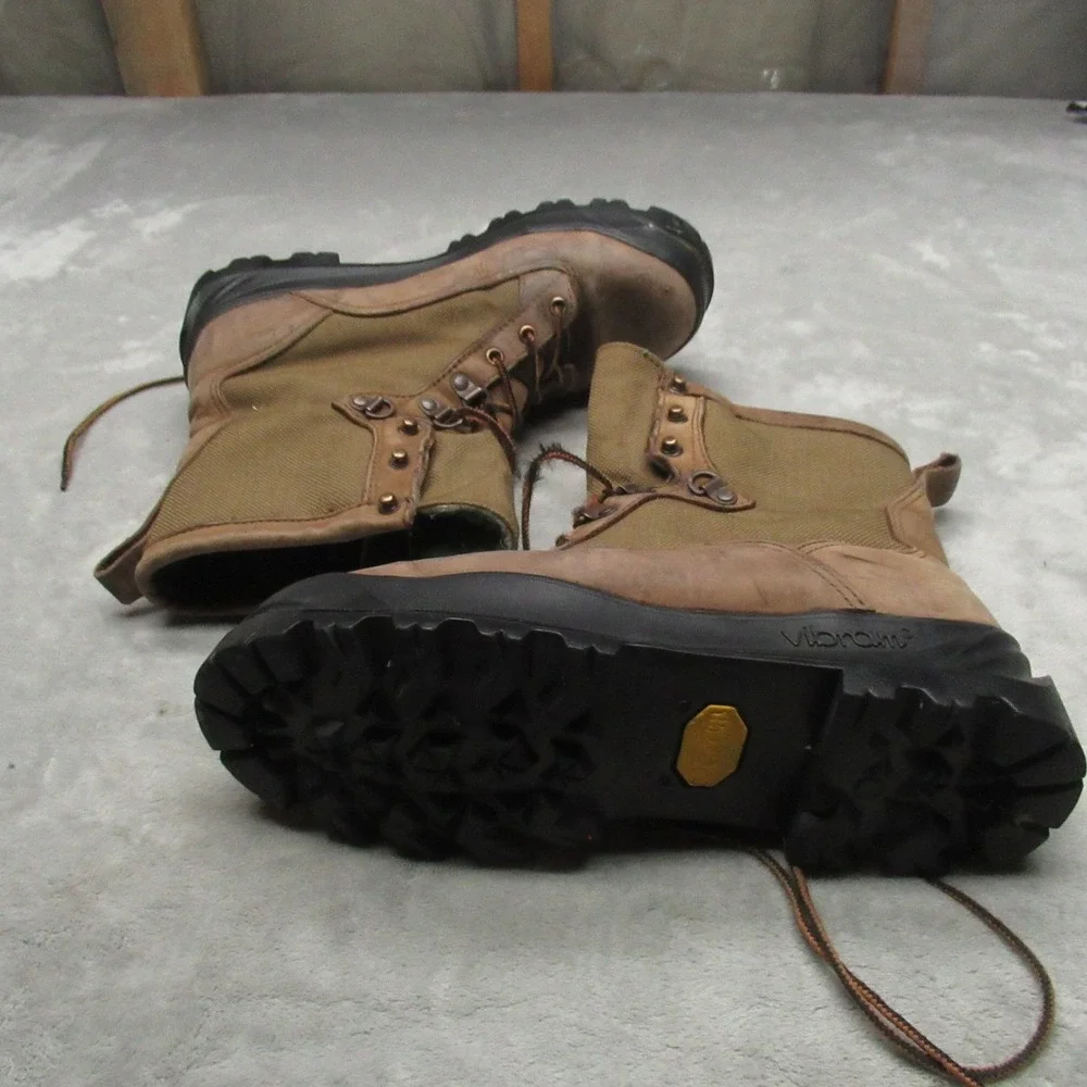 Danner few blemish